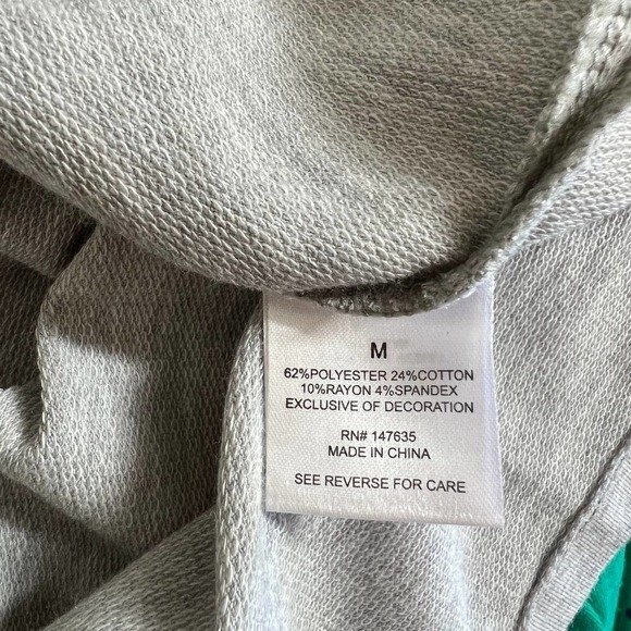 Romeo & Juliet Couture grey sweatshirt women relax fit 3/4 sleeve size M - Picture 11 of 11